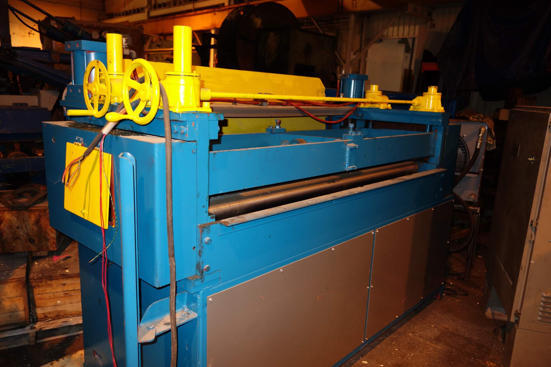 Picture of 76" x 4" dia. ROWE 7 Roll Straightener