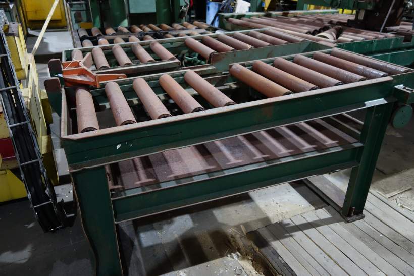 Picture of 72" x 10,000# EMAG Gravity Split Conveyor